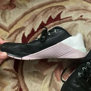 Nike Metcon size 9 woman